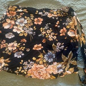 American Eagle Black Floral Wrap Skirt with Peach and Gold Blooms